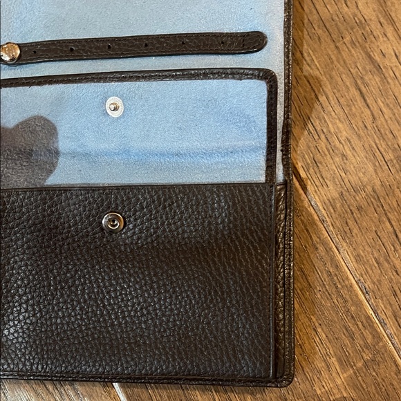 Elegant Dark Brown Leather Wallet with Logo - Picture 5 of 9